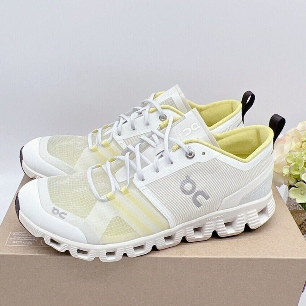 On Cloud X Shift Running Traning Shoe Vapor/ Acacia Womens Size US 11 - Picture 2 of 9